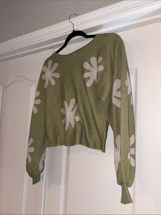 Ekouaer Sweaters - Ekouaer Olive Green Floral Crewneck Sweater size small